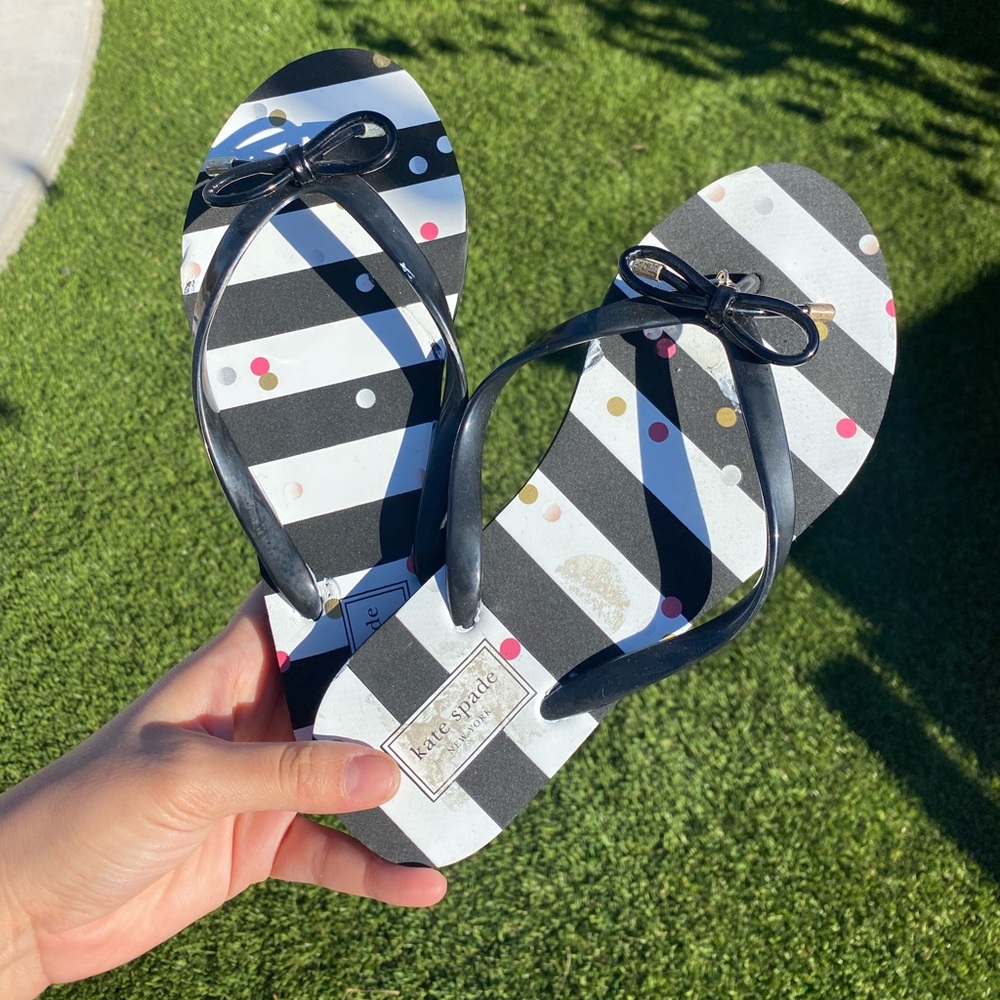 Kate Spade sandals 🍃